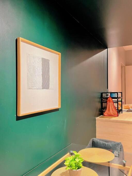 Studio Staycation D'Sara @ Linked Mrt, Near Thomson Hospital & Sungai Buloh Hospital Esterno foto