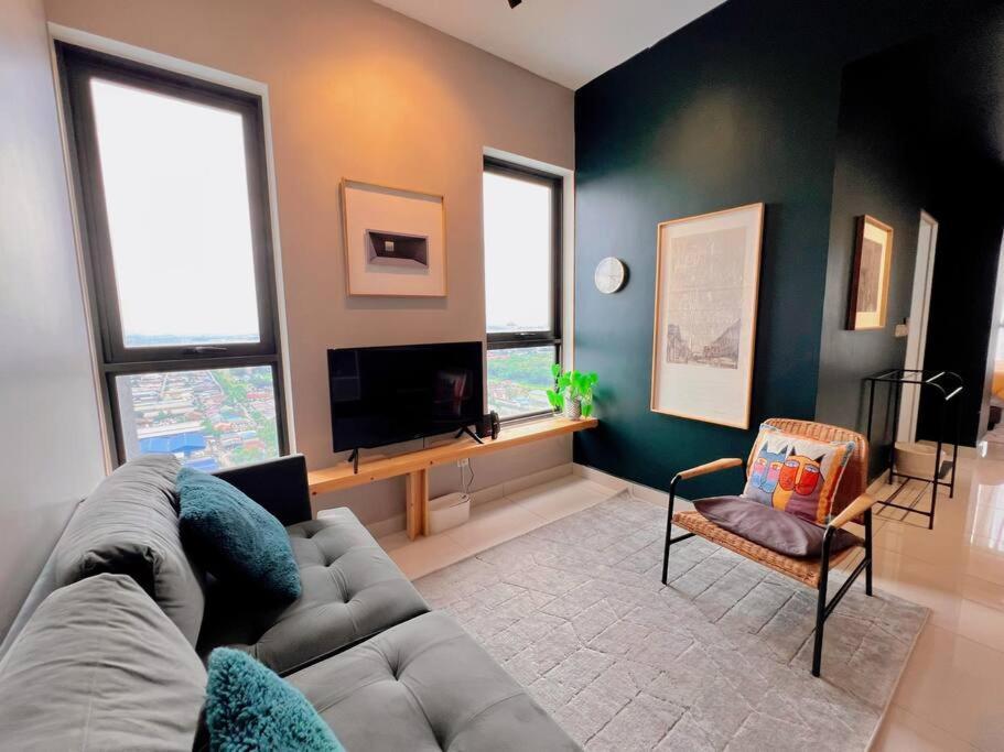 Studio Staycation D'Sara @ Linked Mrt, Near Thomson Hospital & Sungai Buloh Hospital Esterno foto