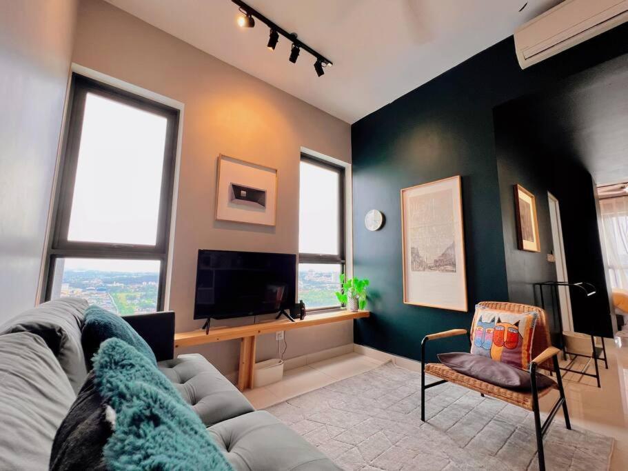 Studio Staycation D'Sara @ Linked Mrt, Near Thomson Hospital & Sungai Buloh Hospital Esterno foto