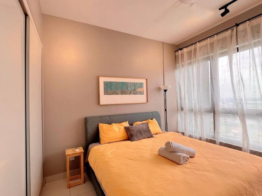 Studio Staycation D'Sara @ Linked Mrt, Near Thomson Hospital & Sungai Buloh Hospital Esterno foto